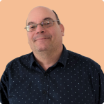 Yann Delamadeleine, caissier